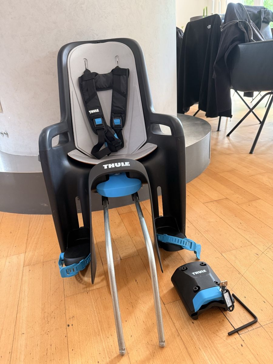 Thule Pezzi di ricambio: Thule Kindersitz Velo – Usato da Glattfelden venduto da Livia01112