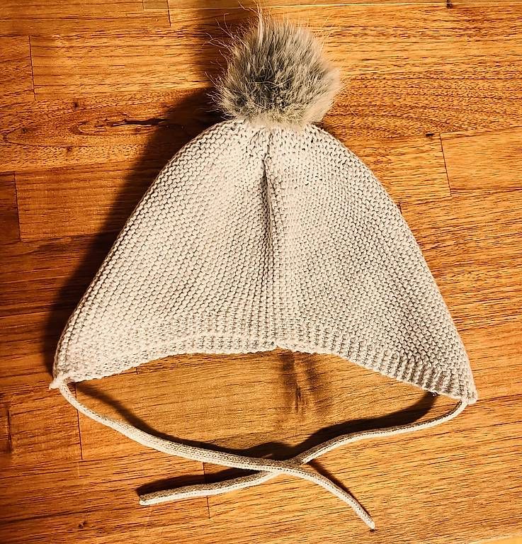 Chapeaux, bonnets & casquettes: Mütze Gr. 50 (hellgrau) NEU – D'occasion à Zürich par esp_v7ml 1