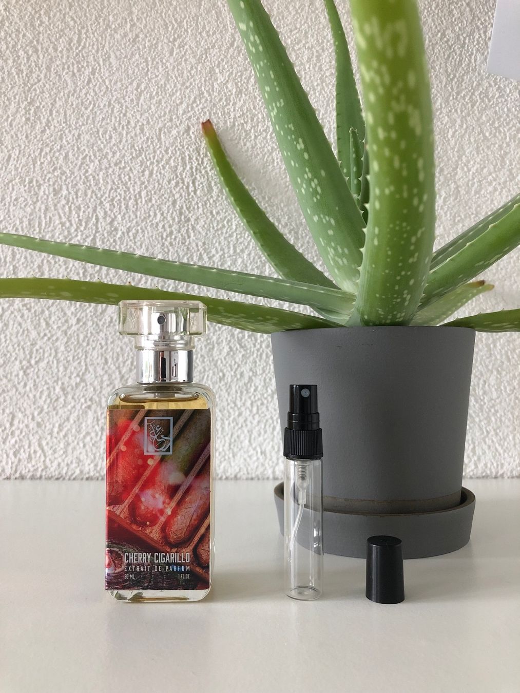 Parfum & Eau de Toilette: Dua Fragrances Cherry Cigarillo 5ml Abfüllung – Neu (gemäss Beschreibung) aus St. Gallen von Marcus1996