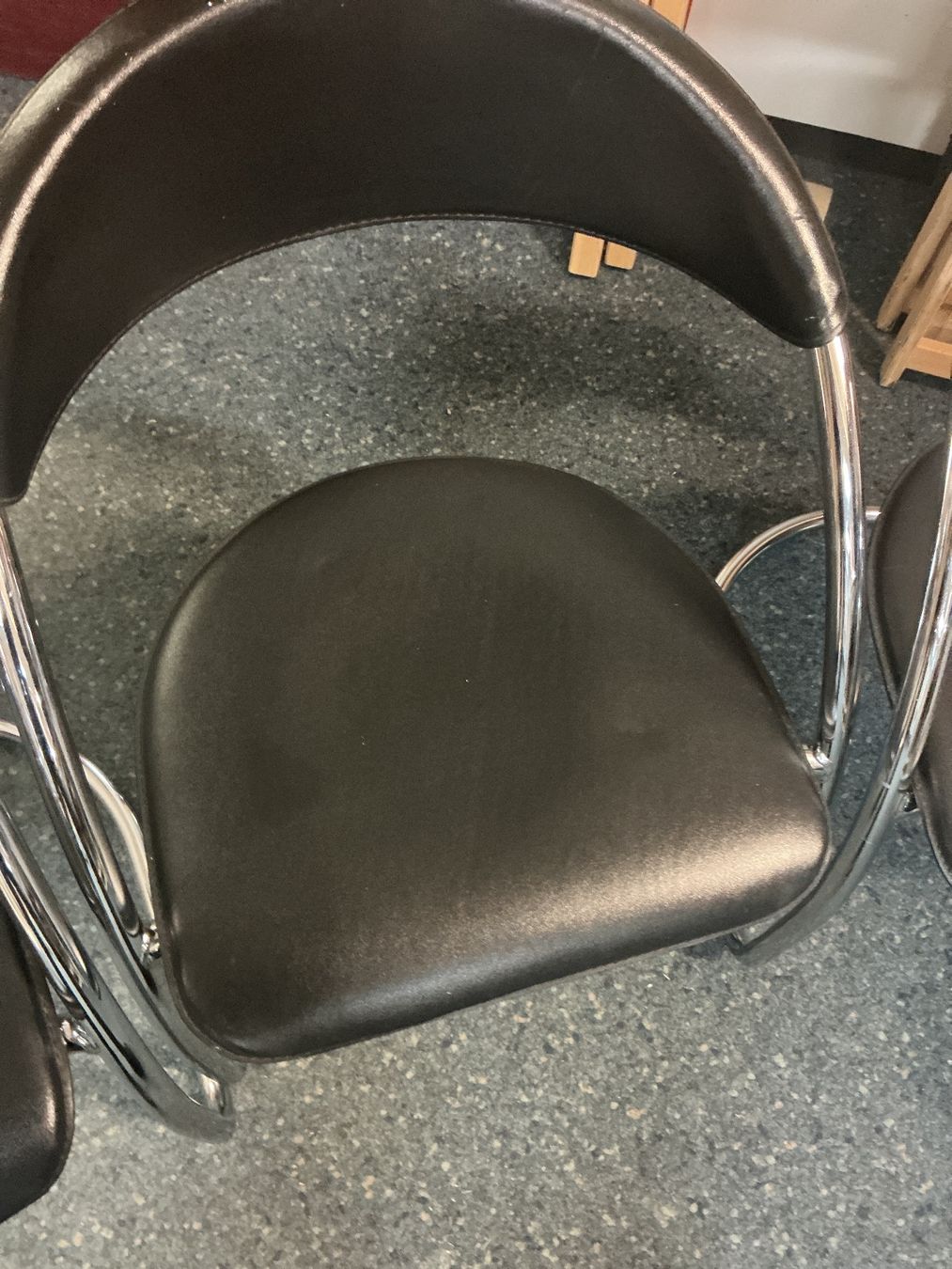 Chaises: 4 Freischwinger Stühle – D'occasion à Bern par vielerart 3