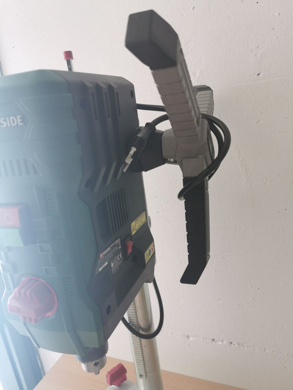 Parkside Trapani: Tischbohrmaschine PARKSIDE PTBMOD 710 B2 – Usato da Wilen b. Wollerau venduto da morethanmusic 3
