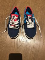 Sneakers Gr. 32 NEU