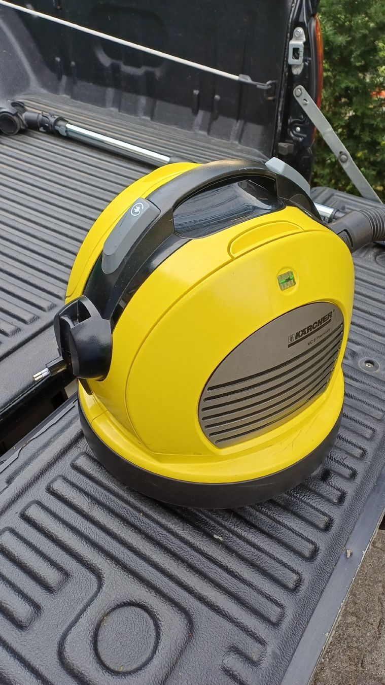 Kärcher Staubsauger & Zubehör: Kärcher Staubsauger VC6 Premium – Gebraucht aus Tamins von juliahauserbalog 8