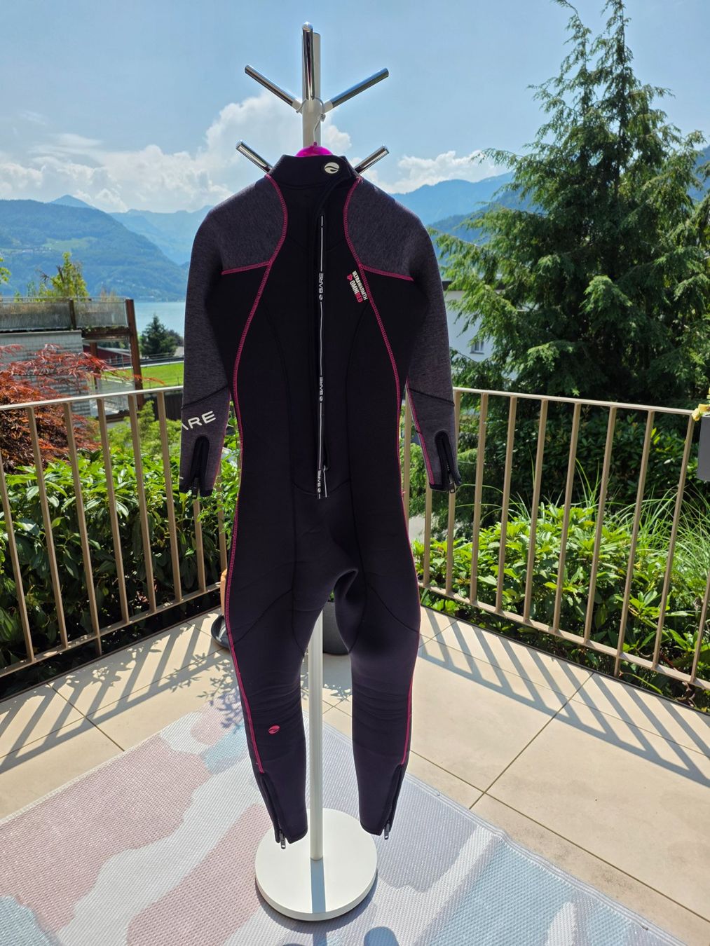 Mute per immersioni: BARE 5mm Nixie Ultra Full Ladies Wetsuit – Usato da Hergiswil NW venduto da luc_b5pz 1