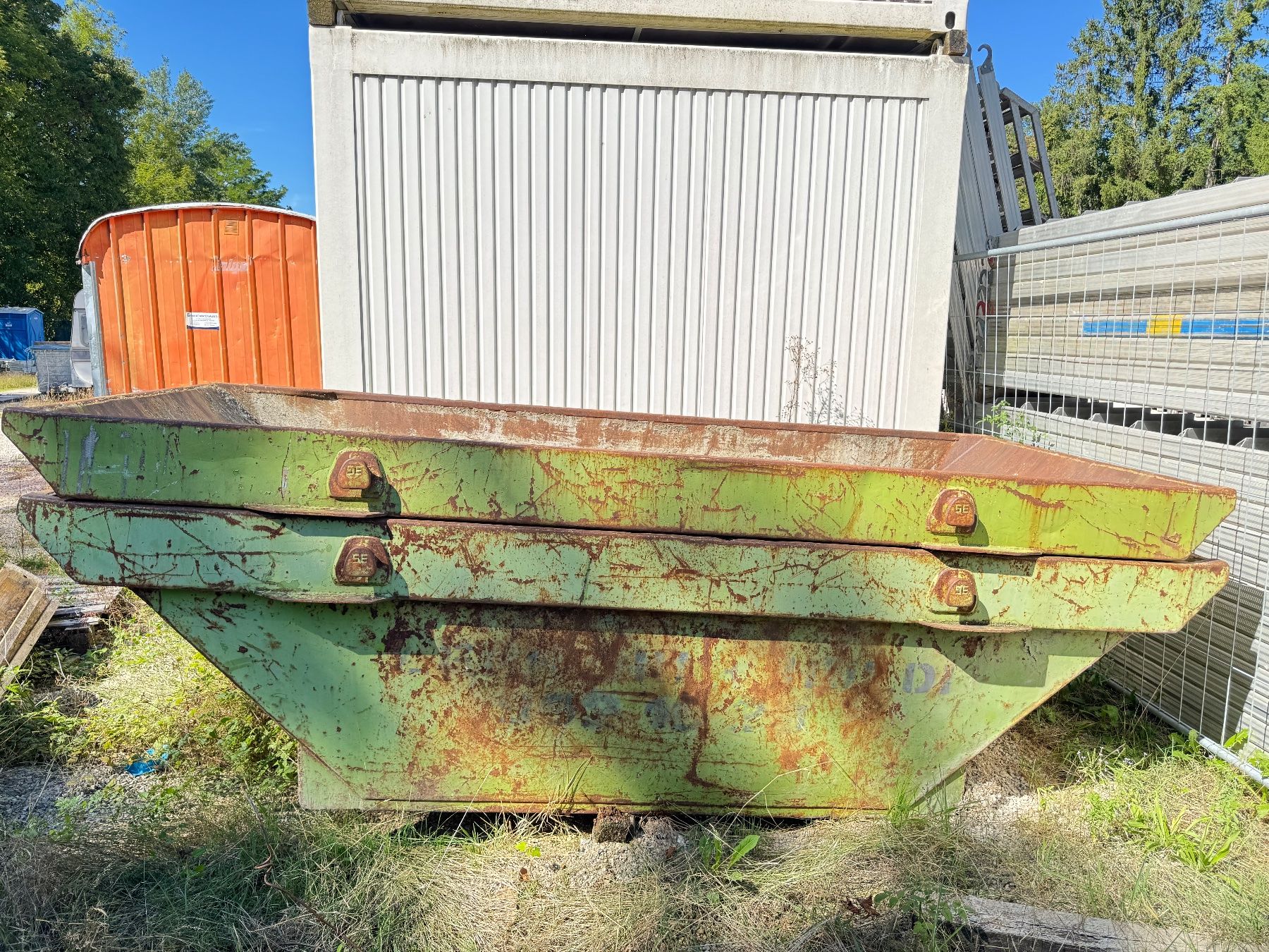 Contenitori edile: Benne pour camion – Usato da Brislach venduto da Lea_bggmbh