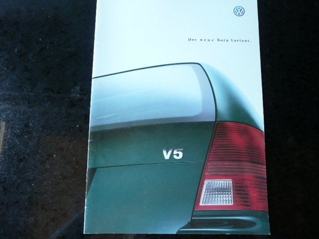 VW Dokumente: VW Bora Variant Prospekt 1999 – Gebraucht aus Zofingen von sosalinos01