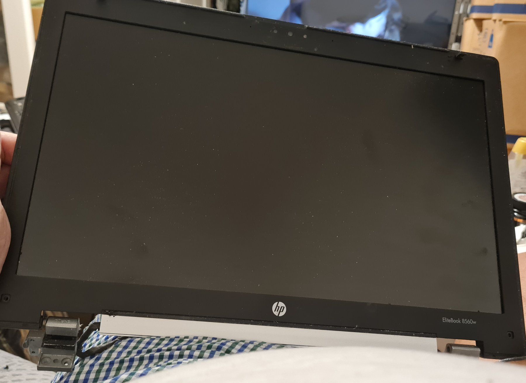 Hewlett Packard Monitor: Bildschirm von HP 8560W Workstation – Usato da Horw venduto da Arta20000 1