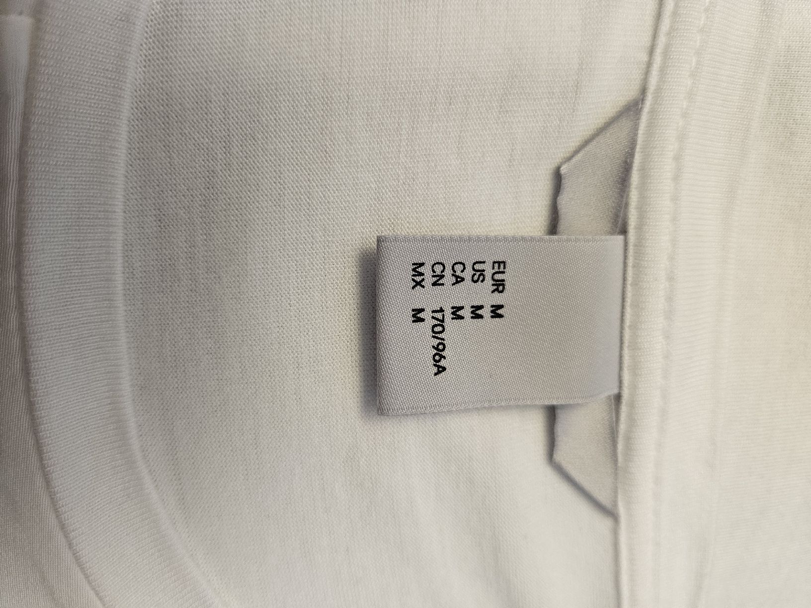 H&M Top: schönes Top, H&M – Nuovo (secondo la descrizione) da Wiesendangen venduto da Sinhuk 2