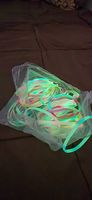 Armbändeli Leuchtbändeli Neon Schmuck Handgelenk ca. 70 St.
