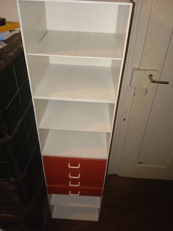 Ikea Scaffali: 4 würfel , Modul gestell, kombinierbar – Usato da Basel venduto da Petergunn