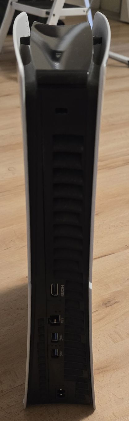 Sony Consoles: PS5 slim digital version 1 Tb – D'occasion à Pieterlen par lar_8857 2