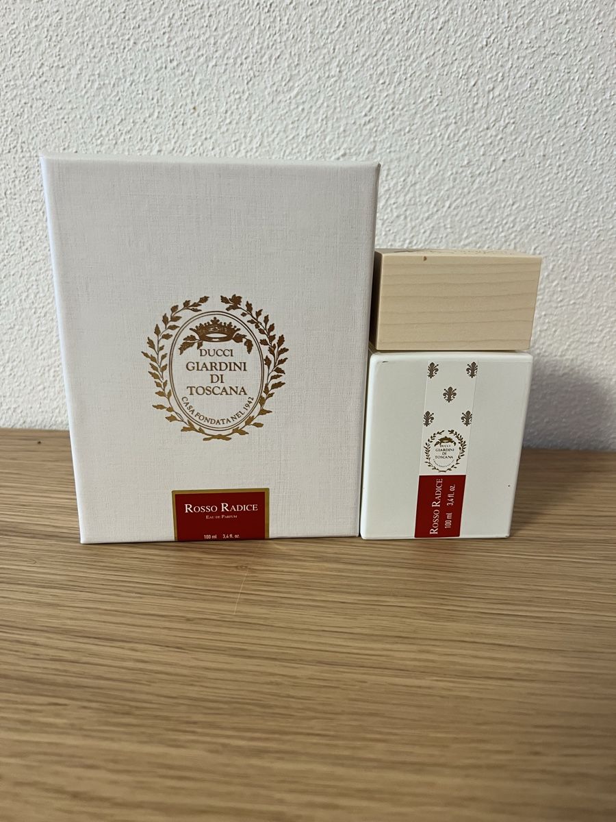 Profumi & Eau de Toilette: Giardini Di Toscana - Rosso Radice 100ml Perfume – Nuovo (secondo la descrizione) da Luzern venduto da NatsPerfumeLibrary