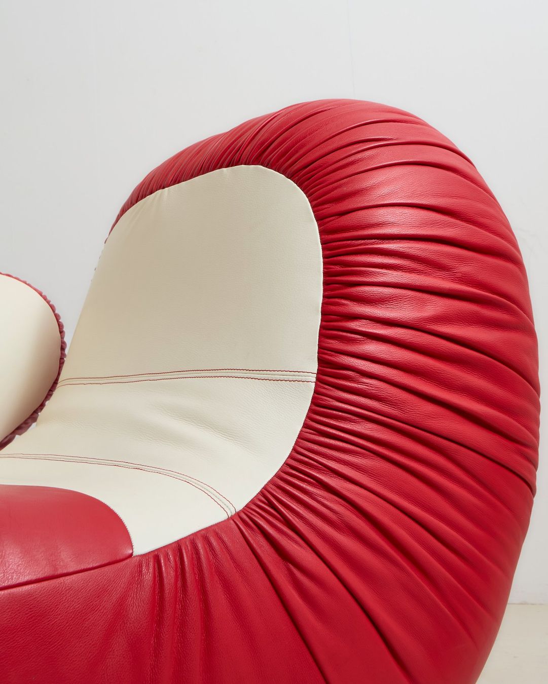 De Sede Sessel: De Sede Boxing Glove – Gebraucht aus Zürich von kioskio_zh 4