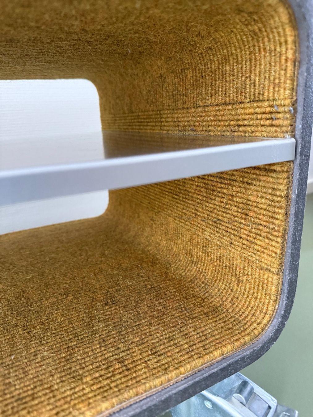 Commodes: Sideboard 'Booky' aus Eternit – D'occasion à zürich par markant13 3