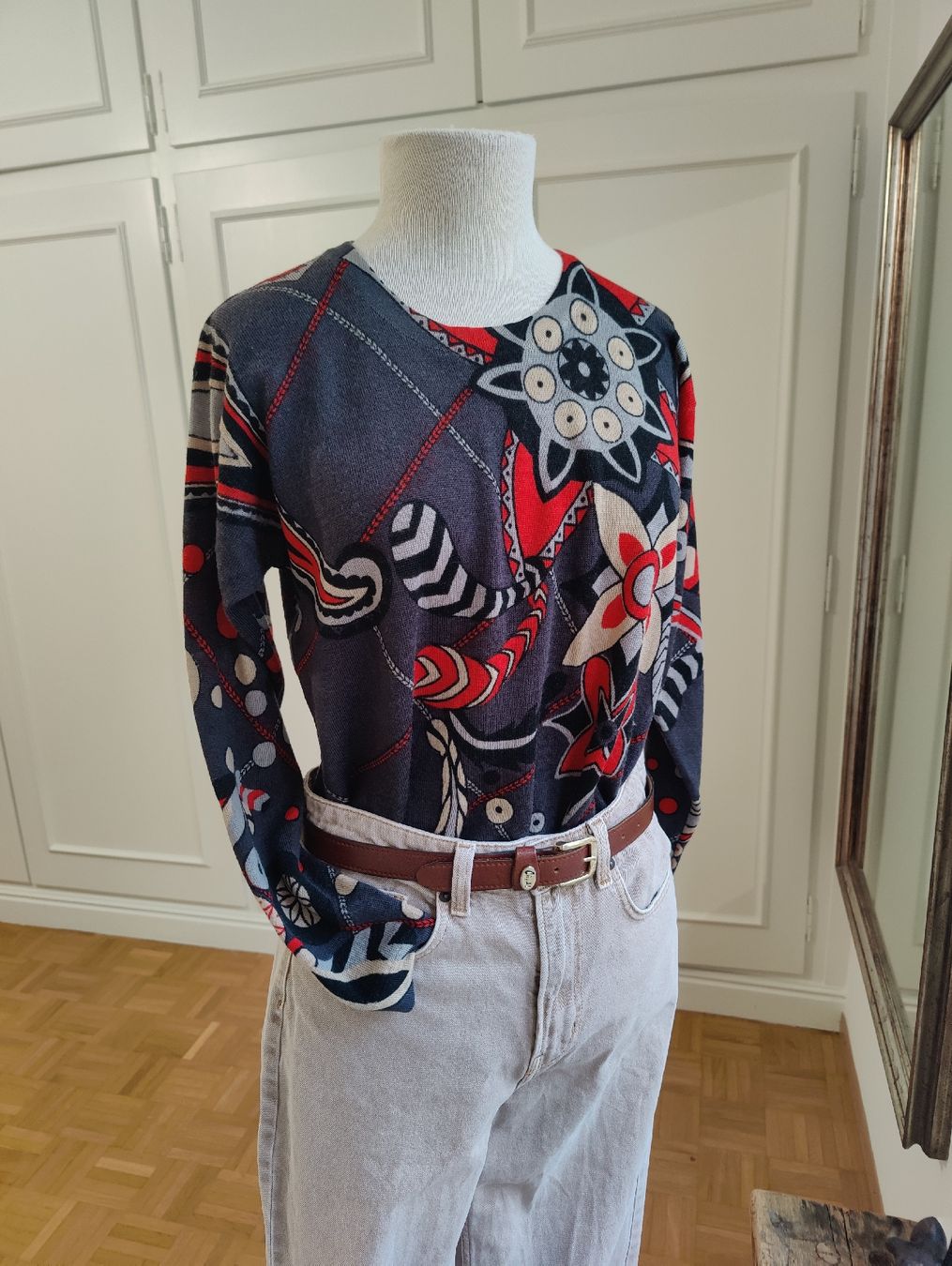 Pullover & Sweatshirts: Vintage Patterned Merino Wool Sweater – Gebraucht aus La Tour-de-Peilz von dAutrefois 4