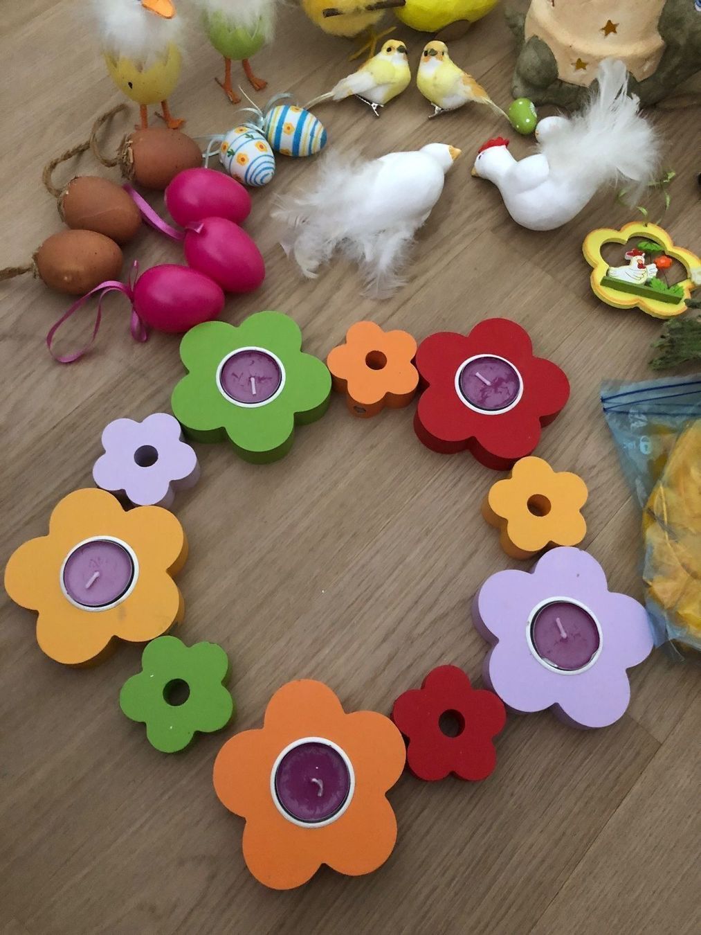 Statuette: Ostern Deko kunterbunt – Usato da Gelterkinden venduto da Familienferien 1