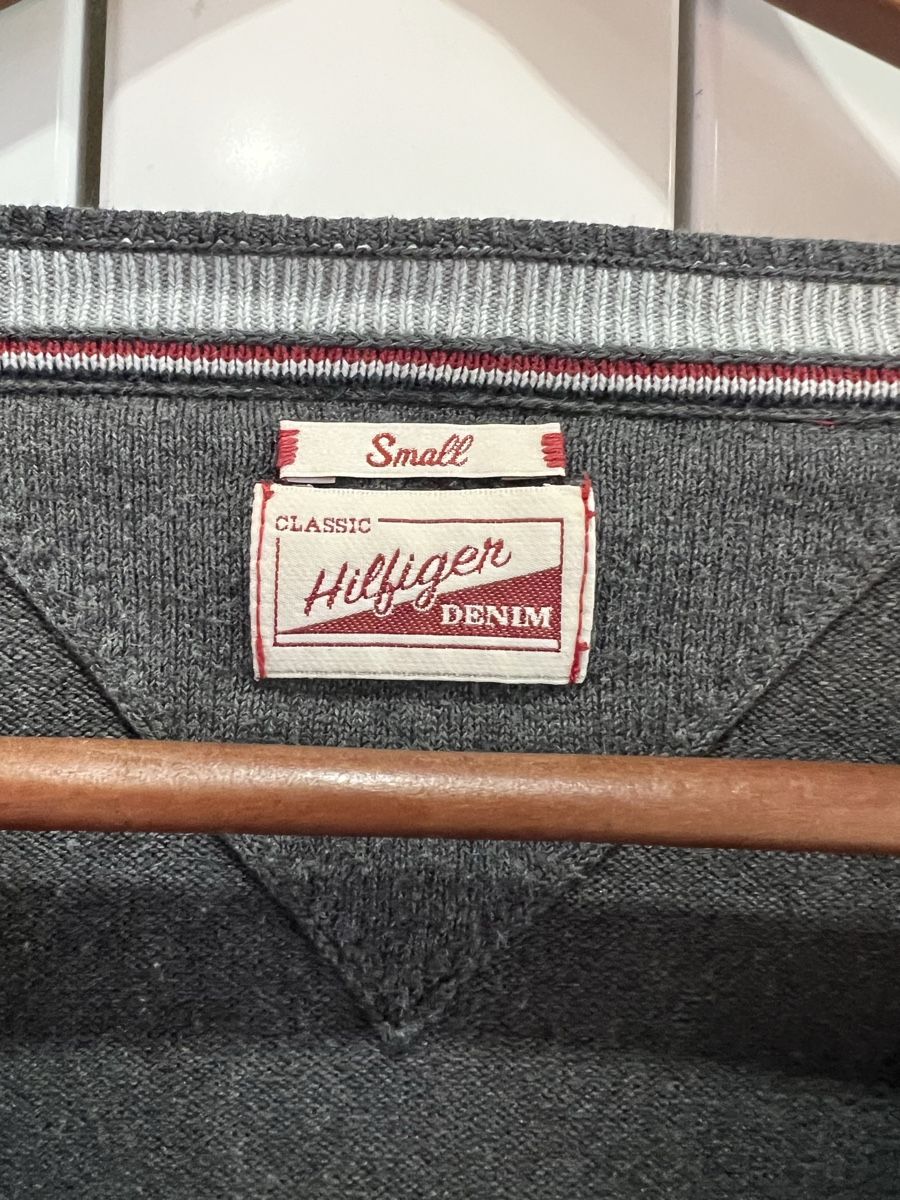 Tommy Hilfiger Pullover & Sweatshirts: Pull Tommy Hilfiger gris taille S, parfait état – Gebraucht aus Morges von Alexys23 2