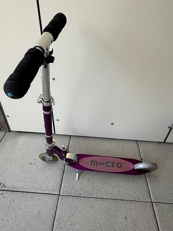 Micro Kickboard: Micro Scooter Sprite in Purple – Usato da Pfaffnau venduto da Liz6264 3