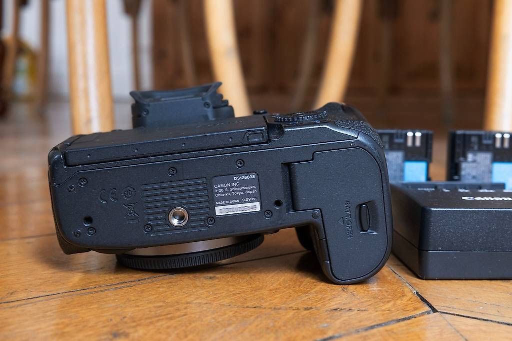 Canon Fotocamera: EOS R5 Canon – Usato da Zürich venduto da fuefi_weggli 3