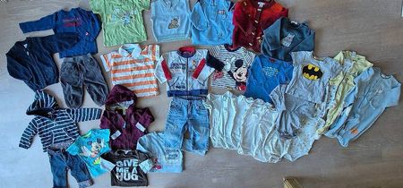Grosses Babykleiderpaket (Grösse 74)