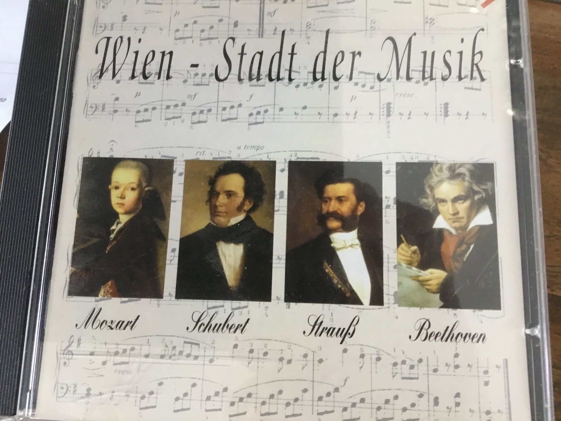 CD: Mozart/Schubert/Strauss/Beethoven – Usato da Thierachern venduto da sweden08