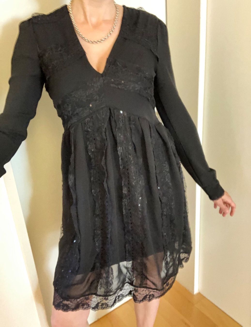 Vestiti: Manila Grace Kleid – Nuovo (secondo la descrizione) da Schwerzenbach venduto da cygnuss