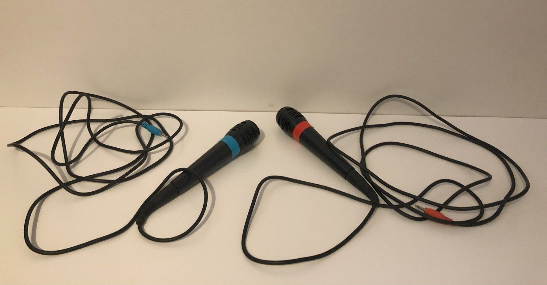 Sony Spiele: Jeux vidéo sing et Eye toy 2 – Neu (gemäss Beschreibung) aus Estavayer-le-Lac von Lor_tjg5 5