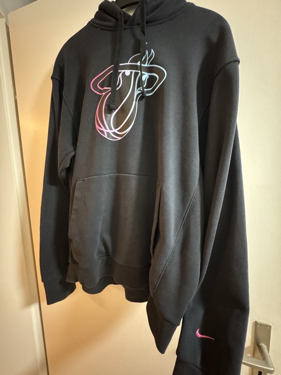 Maglioni & Felpe: Pullover Nike – Usato da Zürich venduto da sduj 4