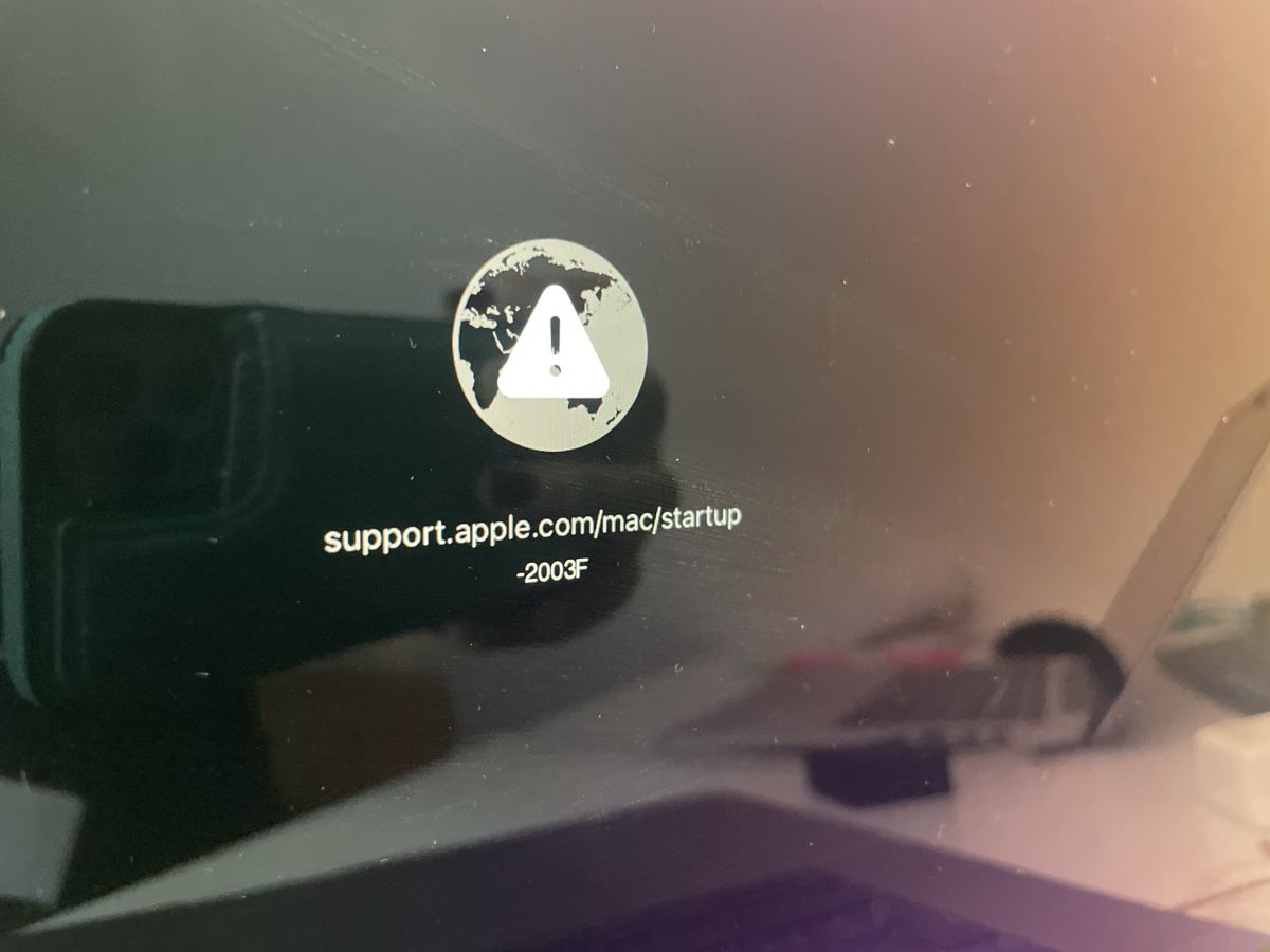 Apple Notebooks: Mac Book Pro 15“ – Defekt aus Seuzach von Sommersprosse21 2