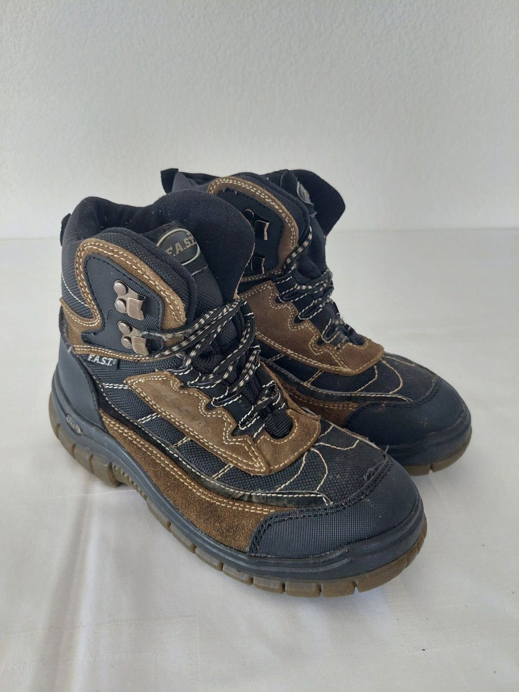 Scarpe da uomo: Wanderschuhe Grösse 37 – Usato da Frauenfeld venduto da Hmei8293