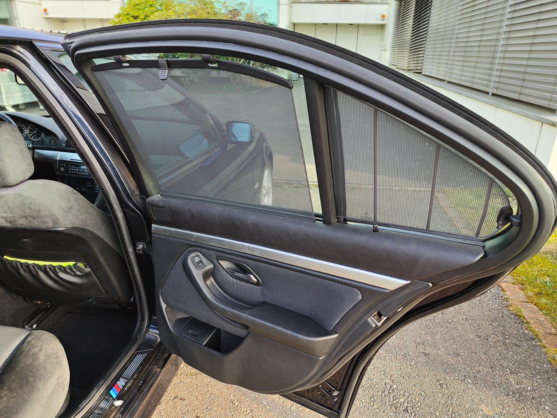 BMW Autos: BMW 5er E39 528i Individual – D'occasion à Dübendorf par rcon 8