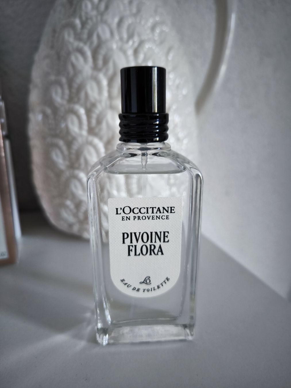 L'Occitane Profumi & Eau de Toilette: Loccitane Pivione Flora 50 ml edt – Nuovo (secondo la descrizione) da Rickenbach-Sulz venduto da Krisztike