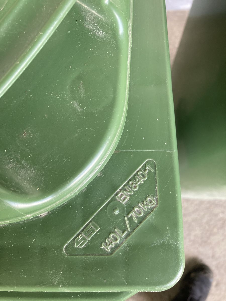 Altro: 2x Container 140L Grüngut – Usato da Scheuren venduto da Gaengeling 1