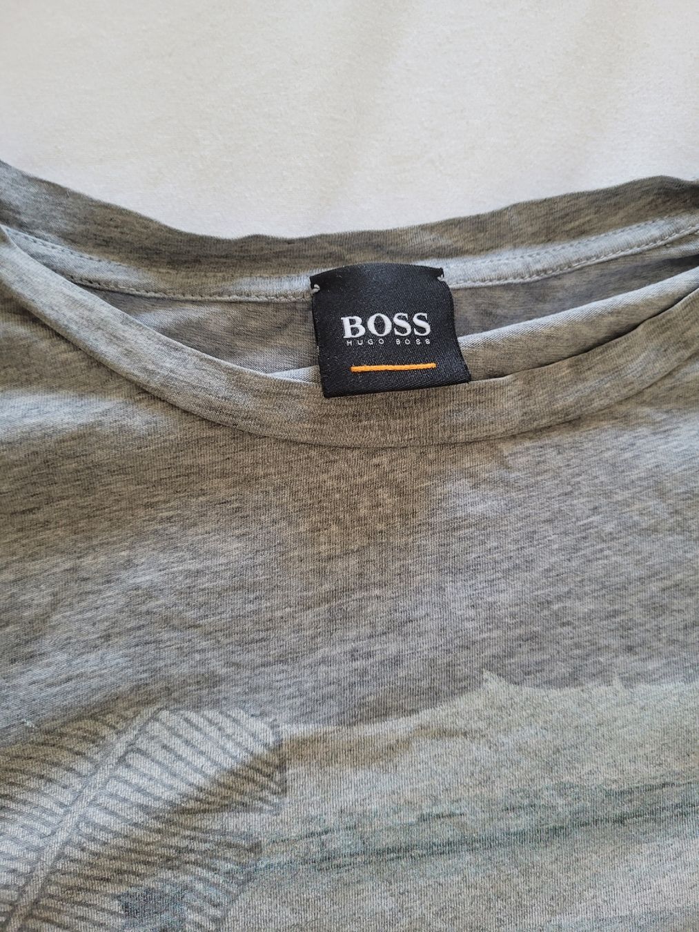Hugo Boss T-shirt: 40. T-Shirt Hugo Boss, taille M – Usato da Villars-sur-Glâne venduto da m66_dch5 6