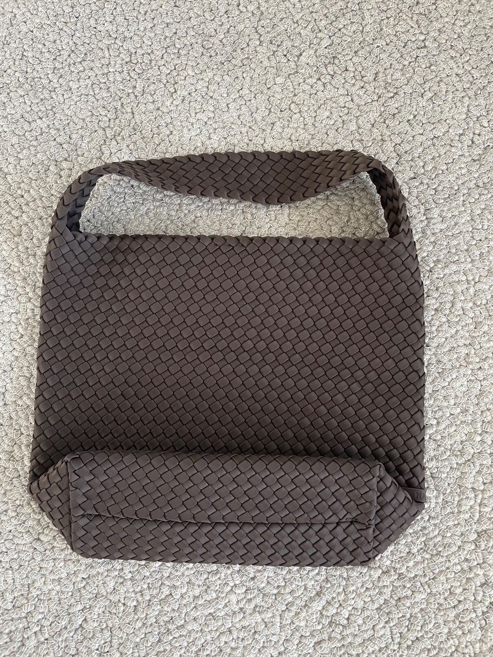 Borse da donna: Naghedi Medium Hobo Braun NEU – Nuovo (secondo la descrizione) da Meilen venduto da Reni888 1