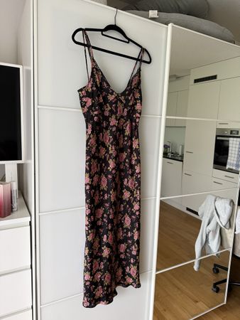 Zara Kleid Gr. M