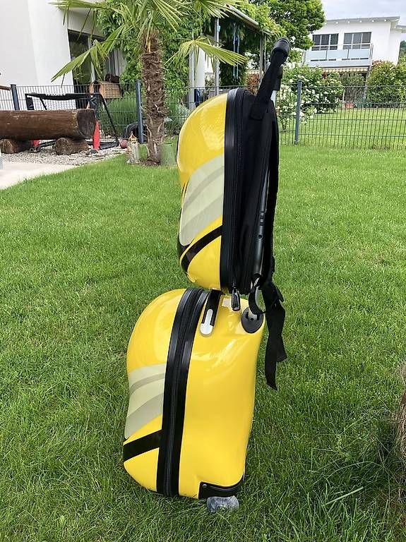 Valigie: Kinderrollkoffer mit Rucksack Biene – Usato da Lyss venduto da stubenwagen 1