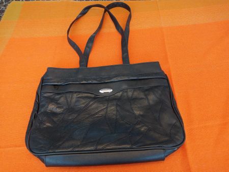 Romance Paris Handtasche – Schwarz – Patchwork-Optik