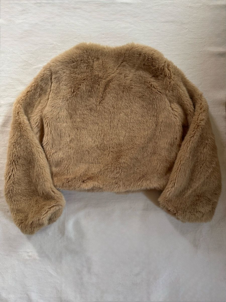 Jacken: PULL&BEAR Kunstfelljacke Beige (Gr. XXS)  – Gebraucht aus Schüpfheim von lil_5jzb 2