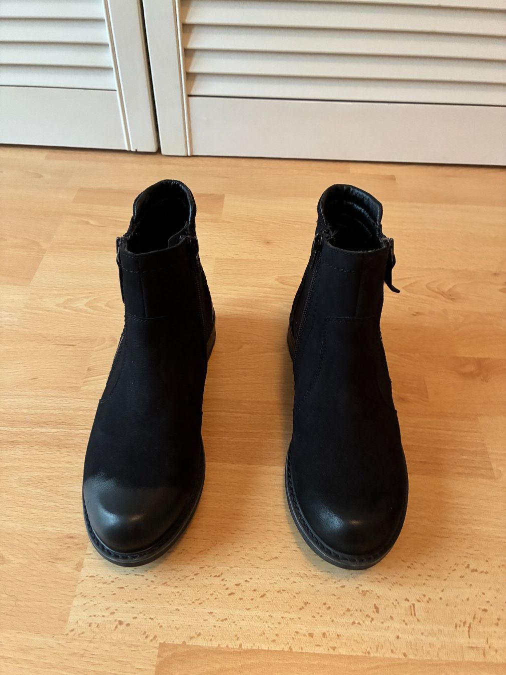 Scarpe da donna: Lederboots Gr.37 – Usato da Cormagens venduto da grizli13 1
