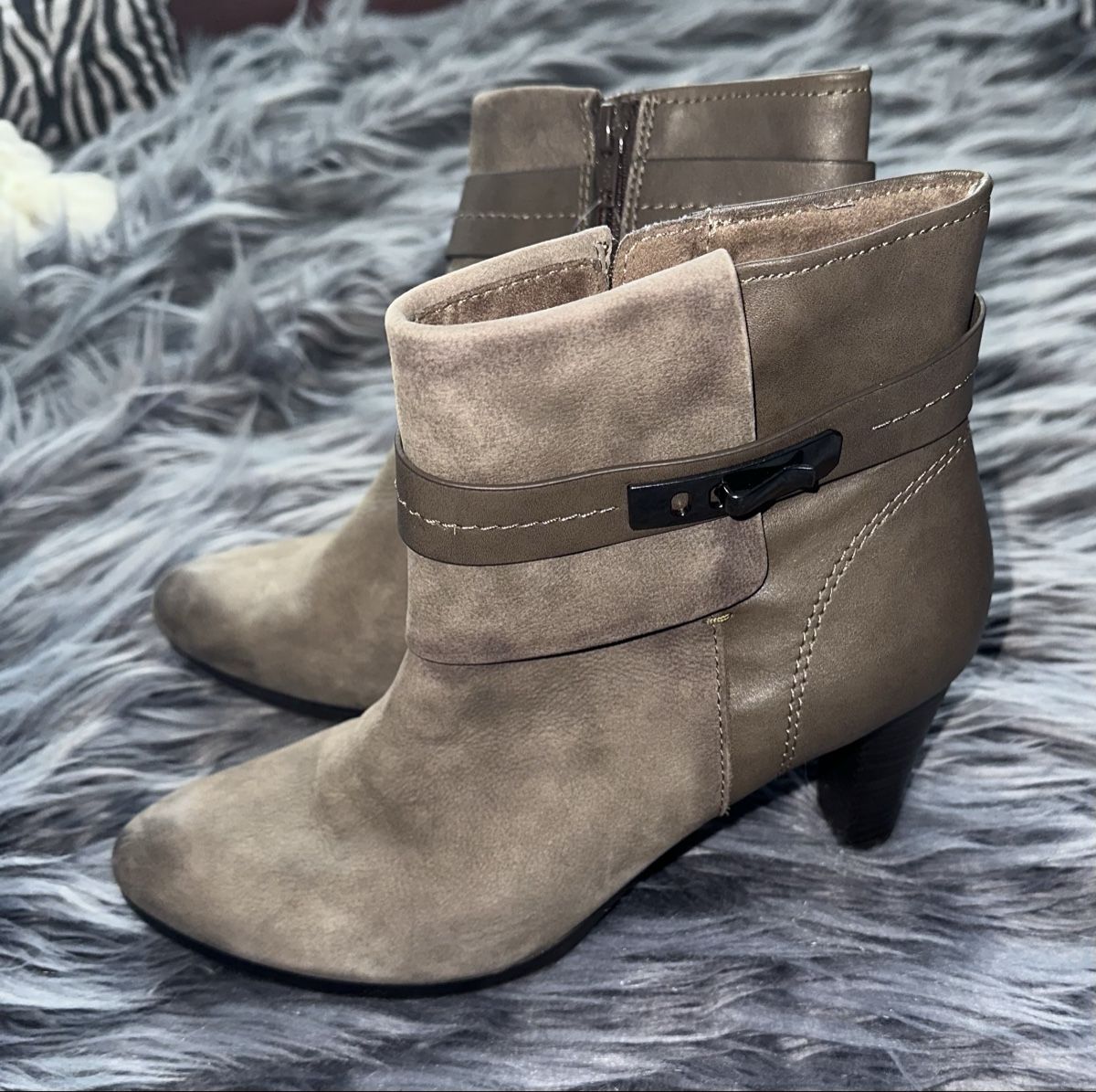 Chaussures femmes: BATA STIEFELETTEN GR. 39 Leder – D'occasion à Unteraegeri par MH203 2