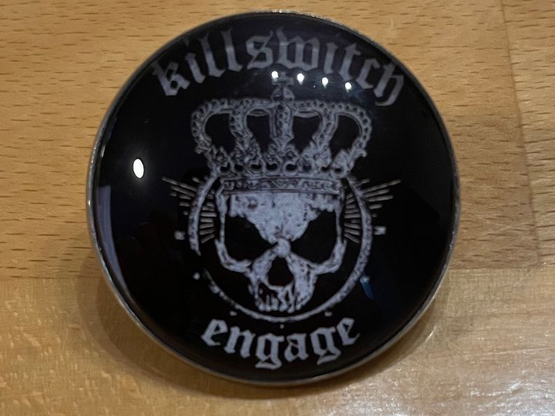 Spille & Fermagli: Killswitch Engage Pin Anstecker Punk Metal Rock Band – Nuovo (secondo la descrizione) da Horn venduto da abutre72
