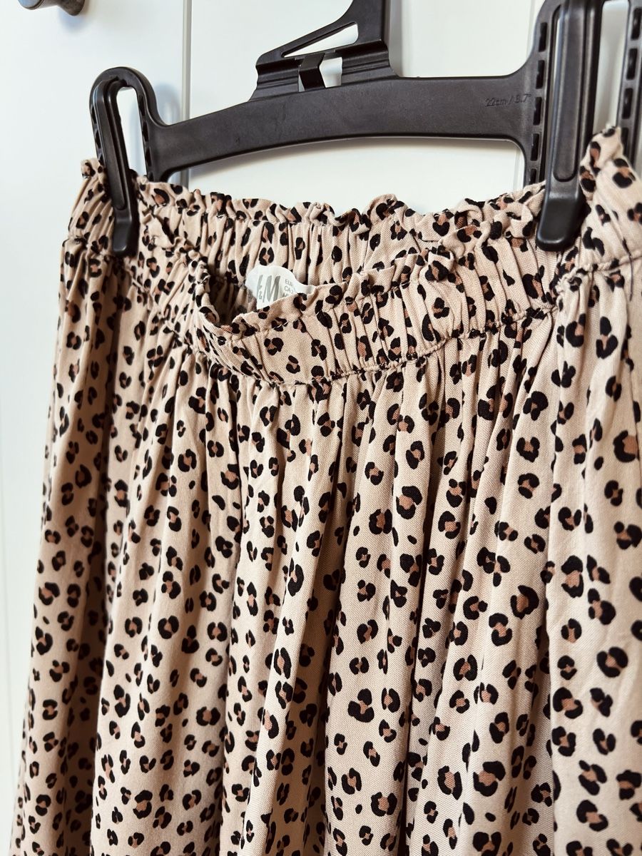 H&M Vestiti & Gonne: H&M, 98 - 104, Rock, Beige, Leopardenmuster – Usato da Burgdorf venduto da rulan