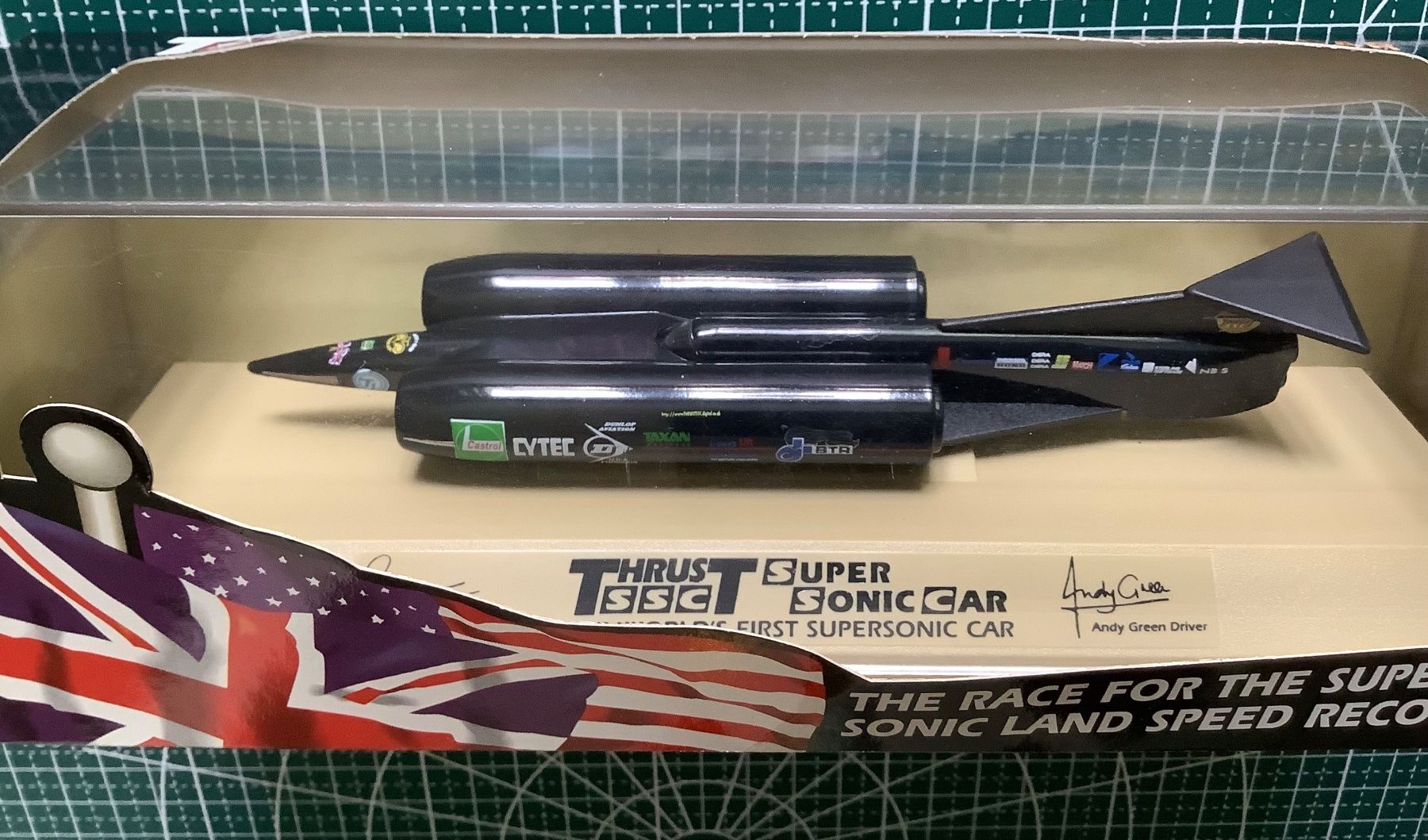 Modellautos: Thrust SSC Super Sonic Car Model - Neu – Neu und originalverpackt aus Basel von Imack 1