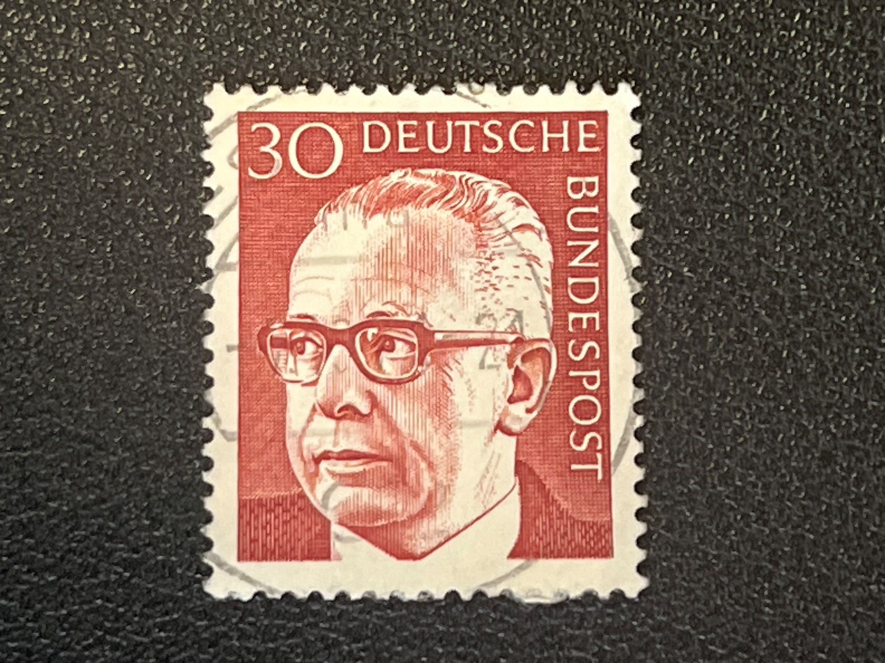 Tutti i francobolli: Deutschland Briefmarke – Usato da Chiasso venduto da AzenYa