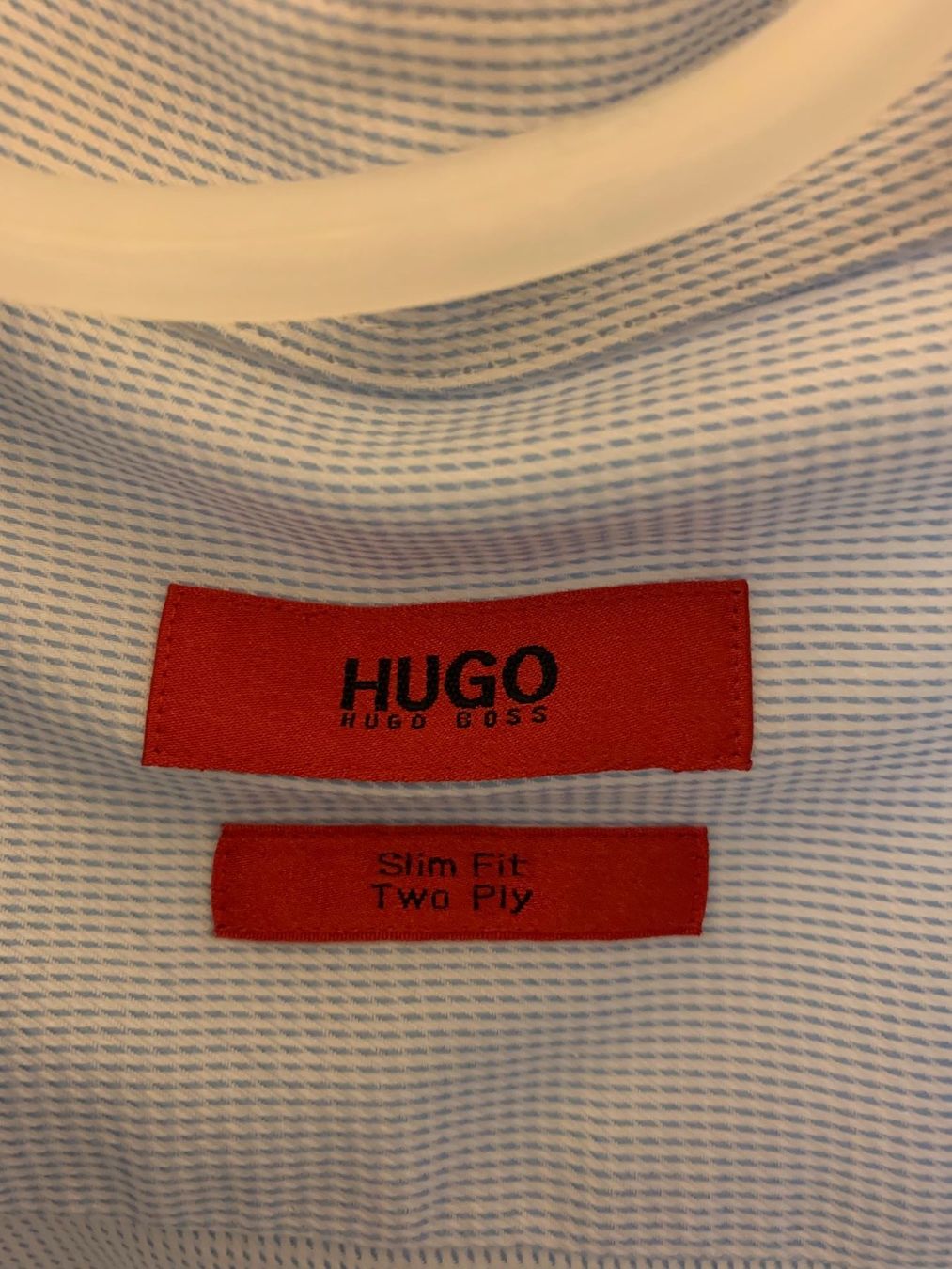 Hugo Boss Hemden: Chemise Hugo Boss – Neu (gemäss Beschreibung) aus Erlach von migdep985 1