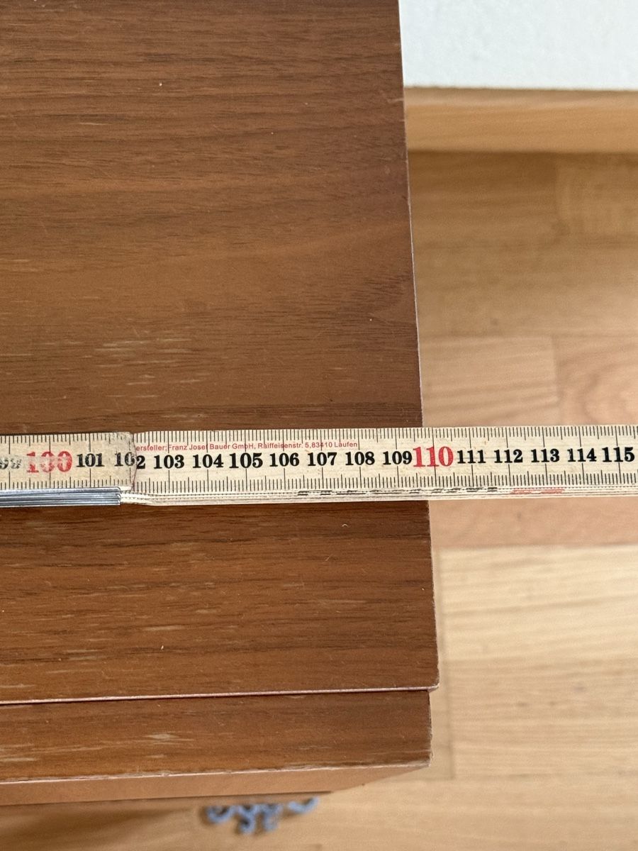 Kommoden: Kommode Nussbaum 4 Schubladen Vintage – Gebraucht aus Bern von Delamer 4