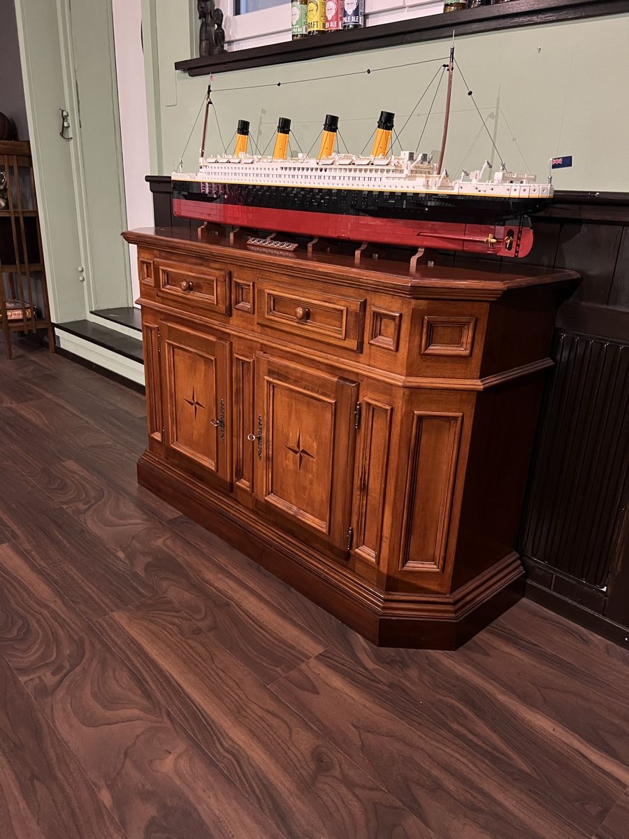 Büffets: Sideboard top Zustand  – Gebraucht aus Linden von Bambs04 2