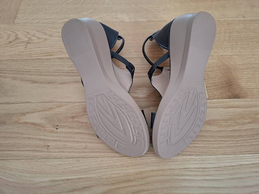 Scarpe da donna: Sandalen, Grösse 37 – Nuovo e nell'imballaggio originale da Root D4 venduto da DMA02 3