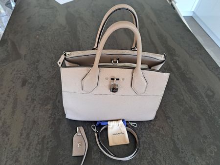 Vuitton City steamer étoupe 35 x 25 x 14.5